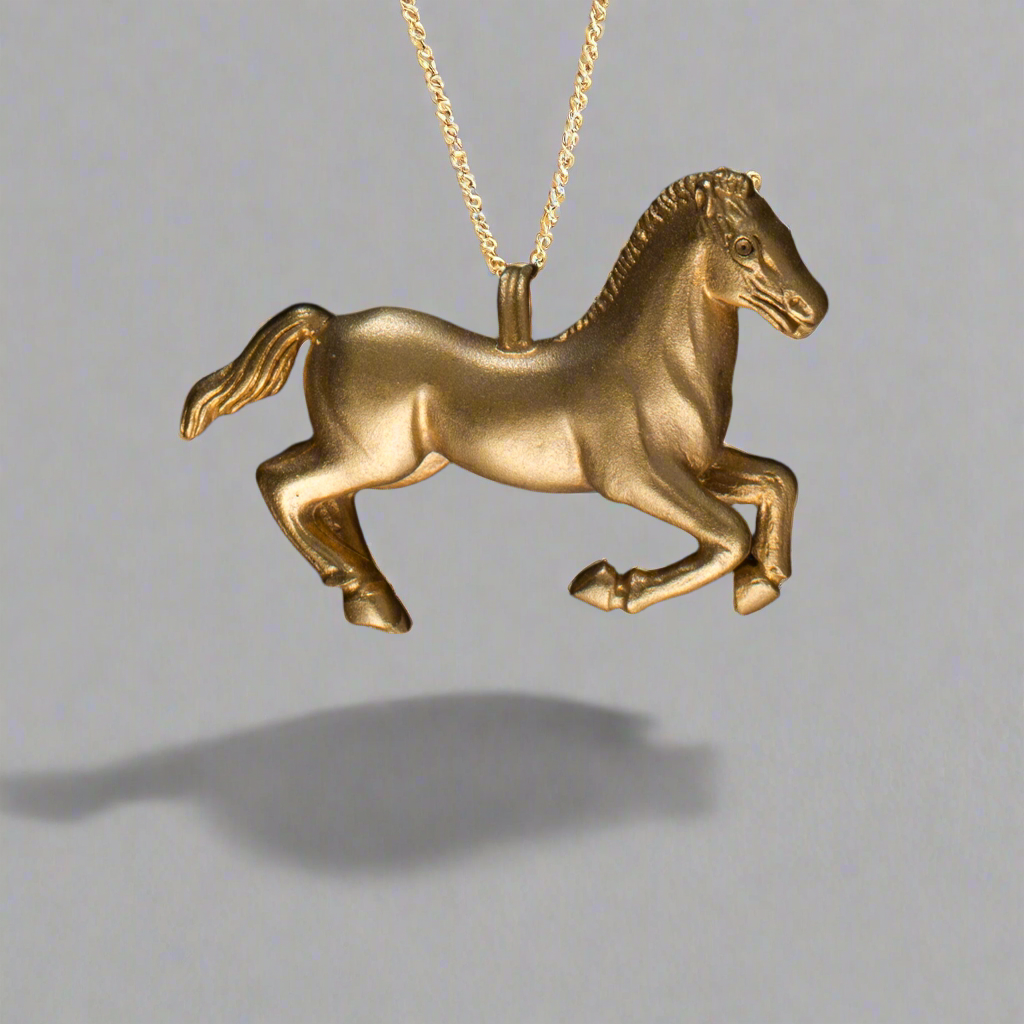 HORSE SCULPTURE PENDANT
