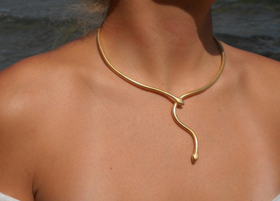 SNAKE TIE NECKLACE