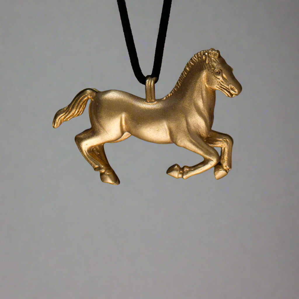 HORSE SCULPTURE PENDANT