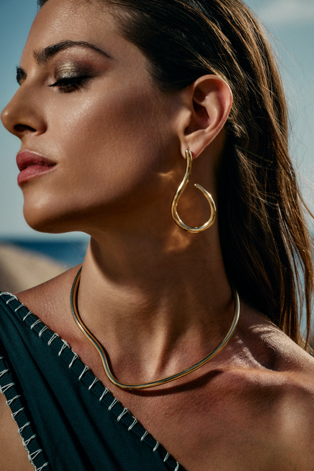 TEARDROP EARRINGS