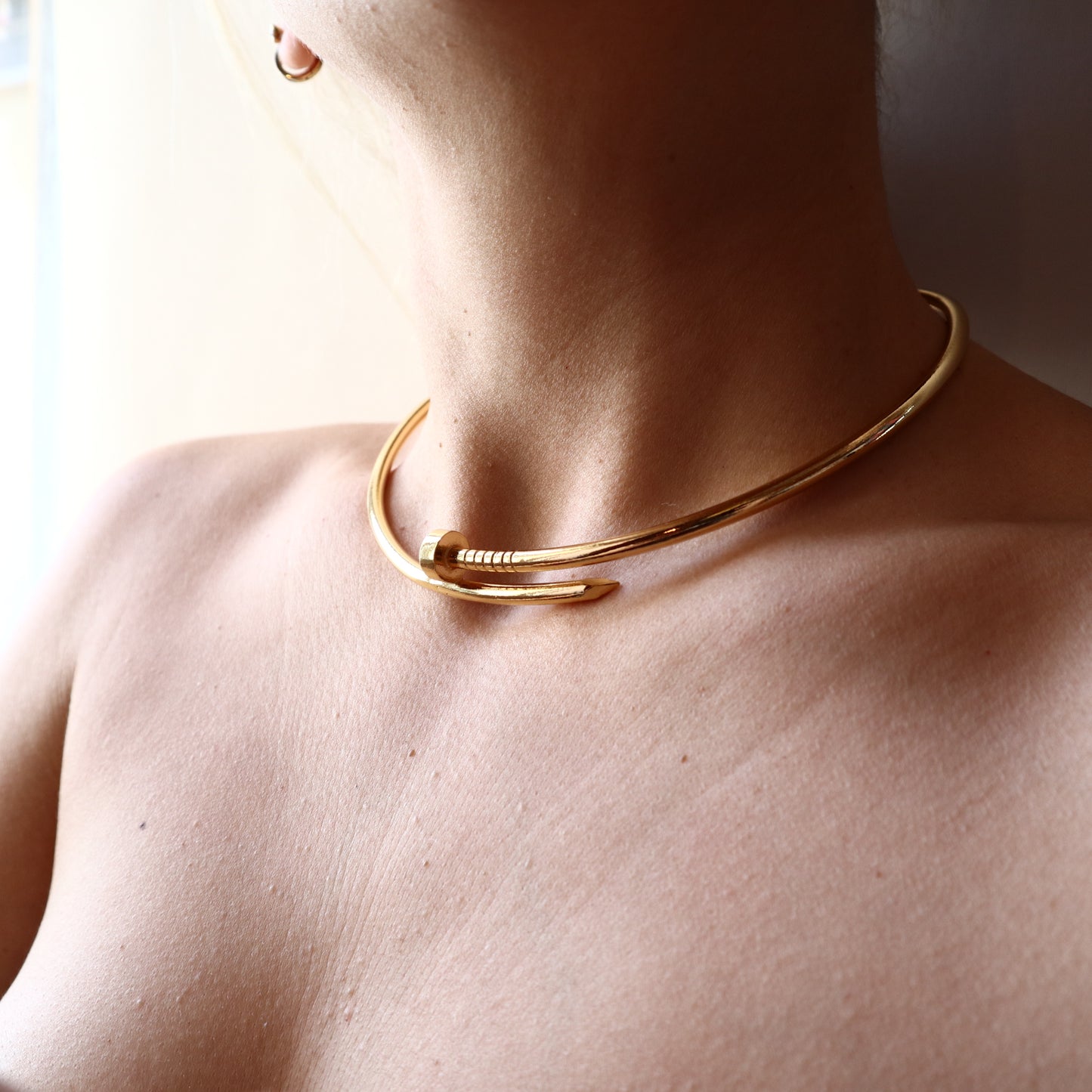 SCREW NECKLACE