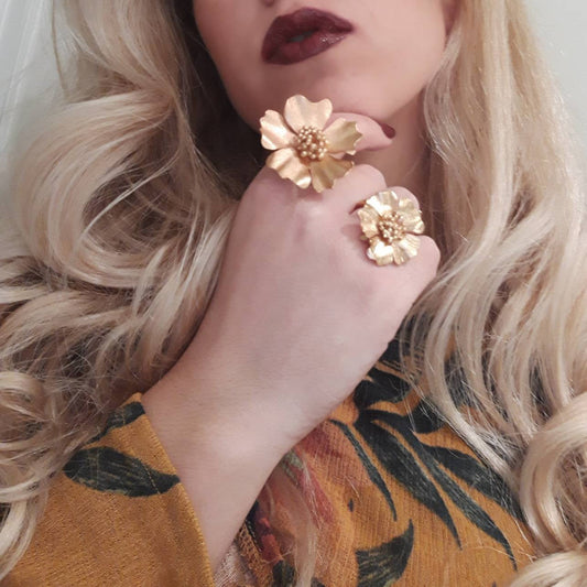 FLOWER RING